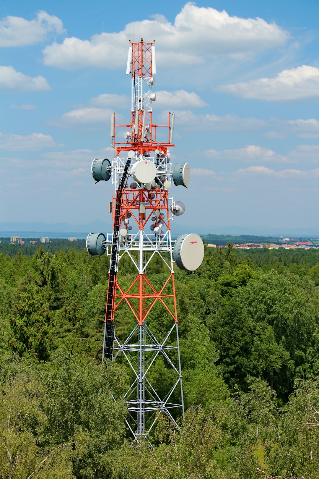 services-04 red-and-grey-cell-site-8q-g0uy6ju8